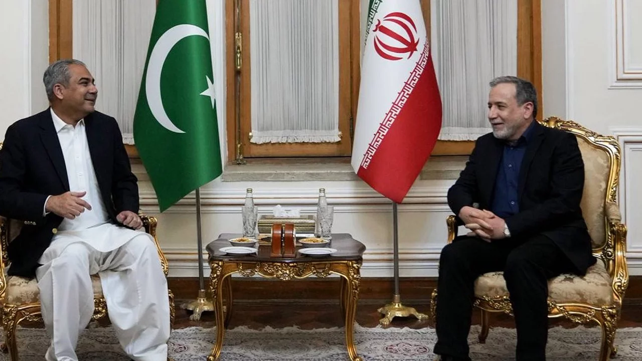 Pakistan ve İran'dan kritik temas: "Bölgede diplomasi vurgusu"