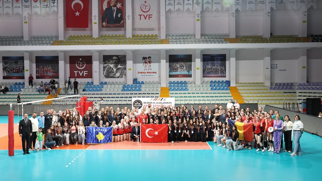 Nilüfer Uluslararası Spor Şenlikleri 'Kardeş Kentler Turnuvası' ile sona erdi