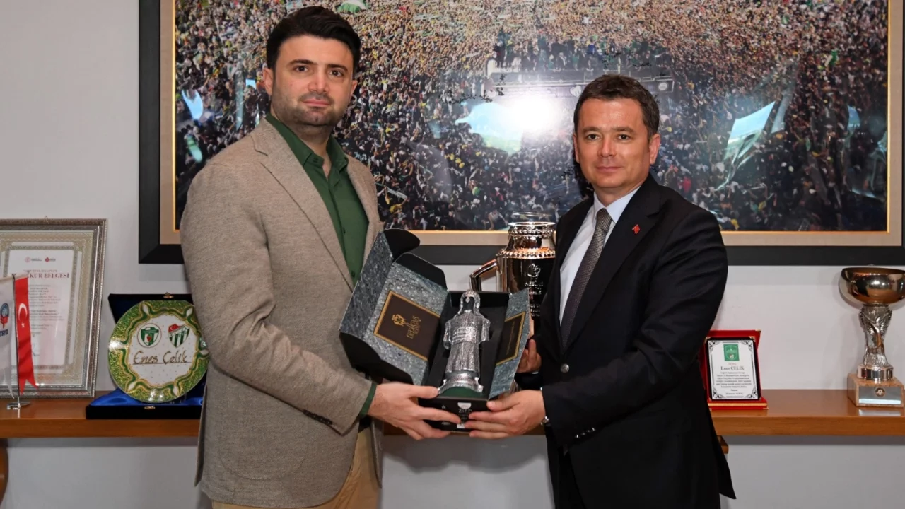 Başkan Erkan Aydın'dan Bursaspor'a Tebrik Ziyareti