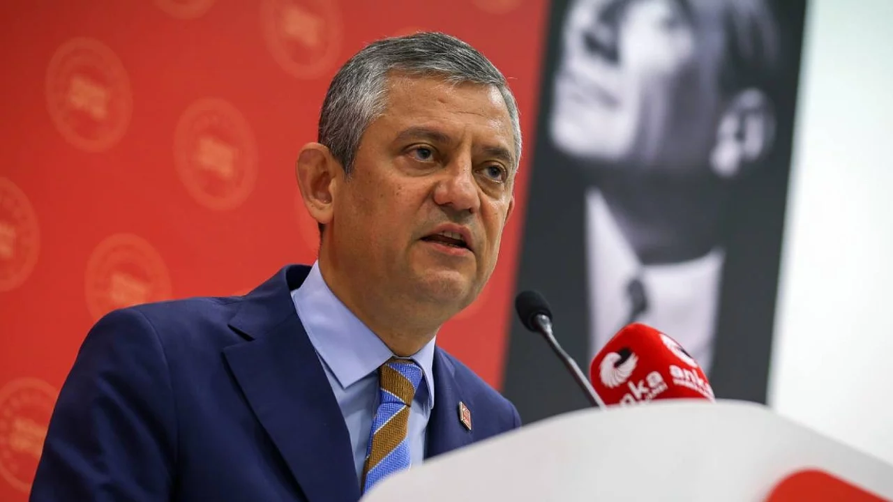 Özgür Özel'den butlan kararına sert tepki: "Teslim olmayacağız"