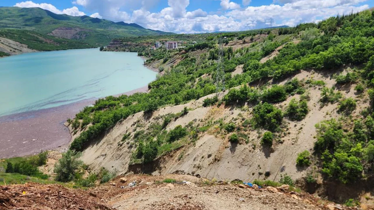 Gülistan Doku soruşturmasında kritik iddia: firari şüphelinin işaret ettiği noktalar görüntülendi