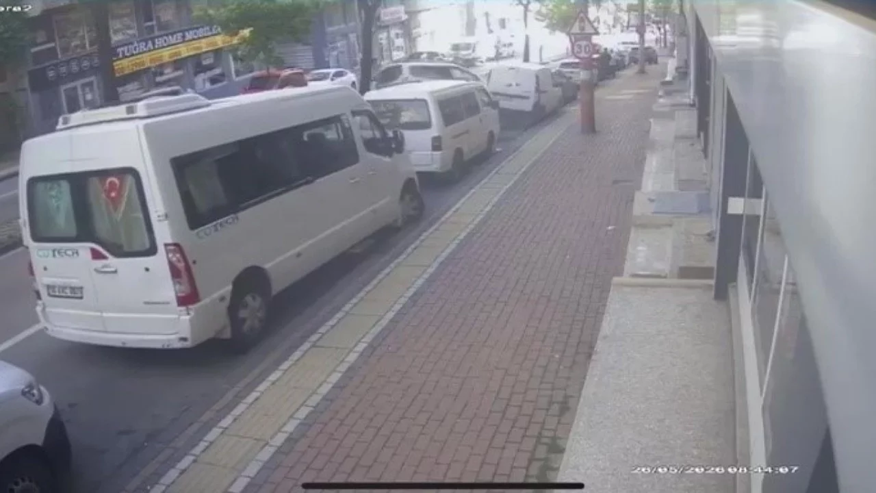 Bursa'da zincirleme kaza: 6 araca çarpan araç takla attı