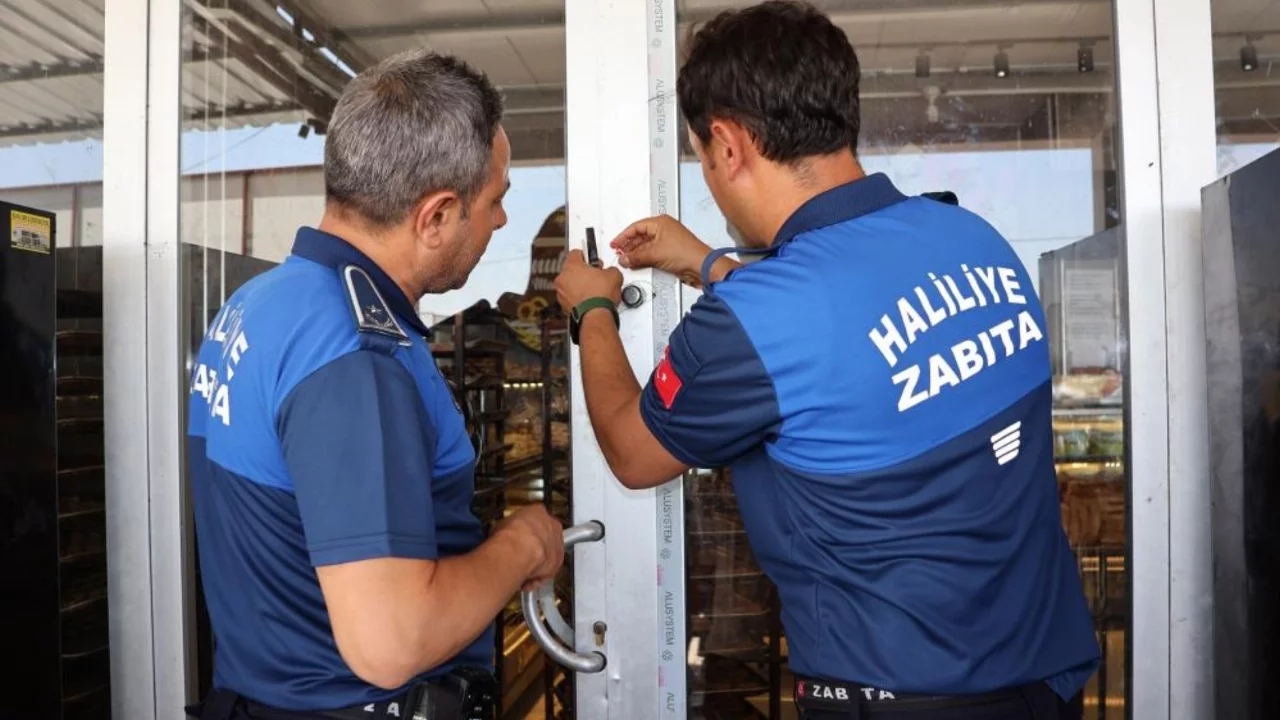 Tatlının İçinden Böcek Çıktı! Unlu Mamuller İşletmesi Mühürlendi