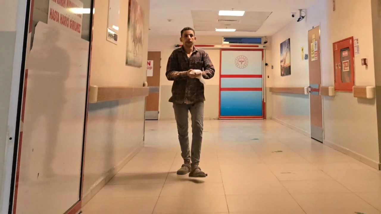 Bursa'da İş Kazası: İki Parmağını Makineye Kaptırd