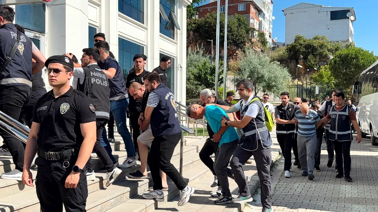 Bursa'da dev uyuşturucu operasyonunda 29 şüpheli daha adliyede