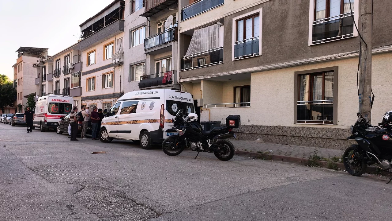 Bursa'da yalnız yaşayan yaşlı kadın evinde ölü bulundu