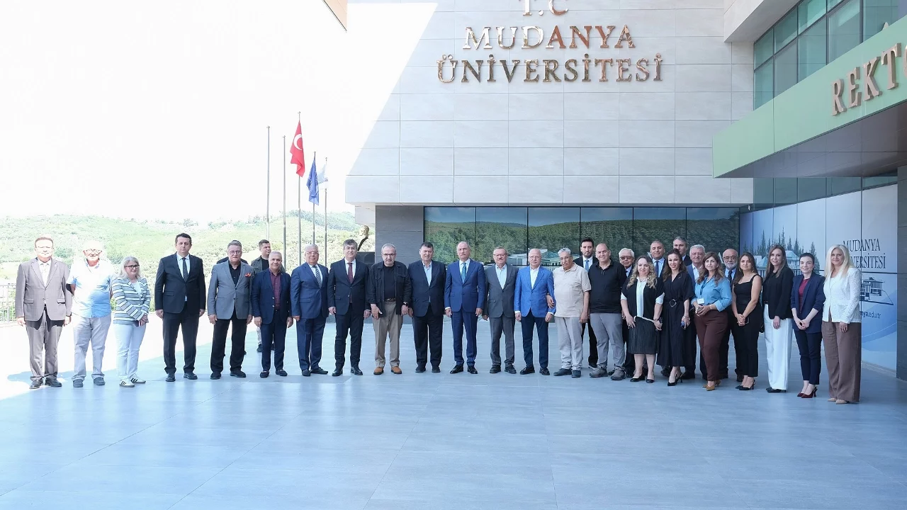 Efkan Ala'dan Mudanya Üniversitesi'ne ziyaret