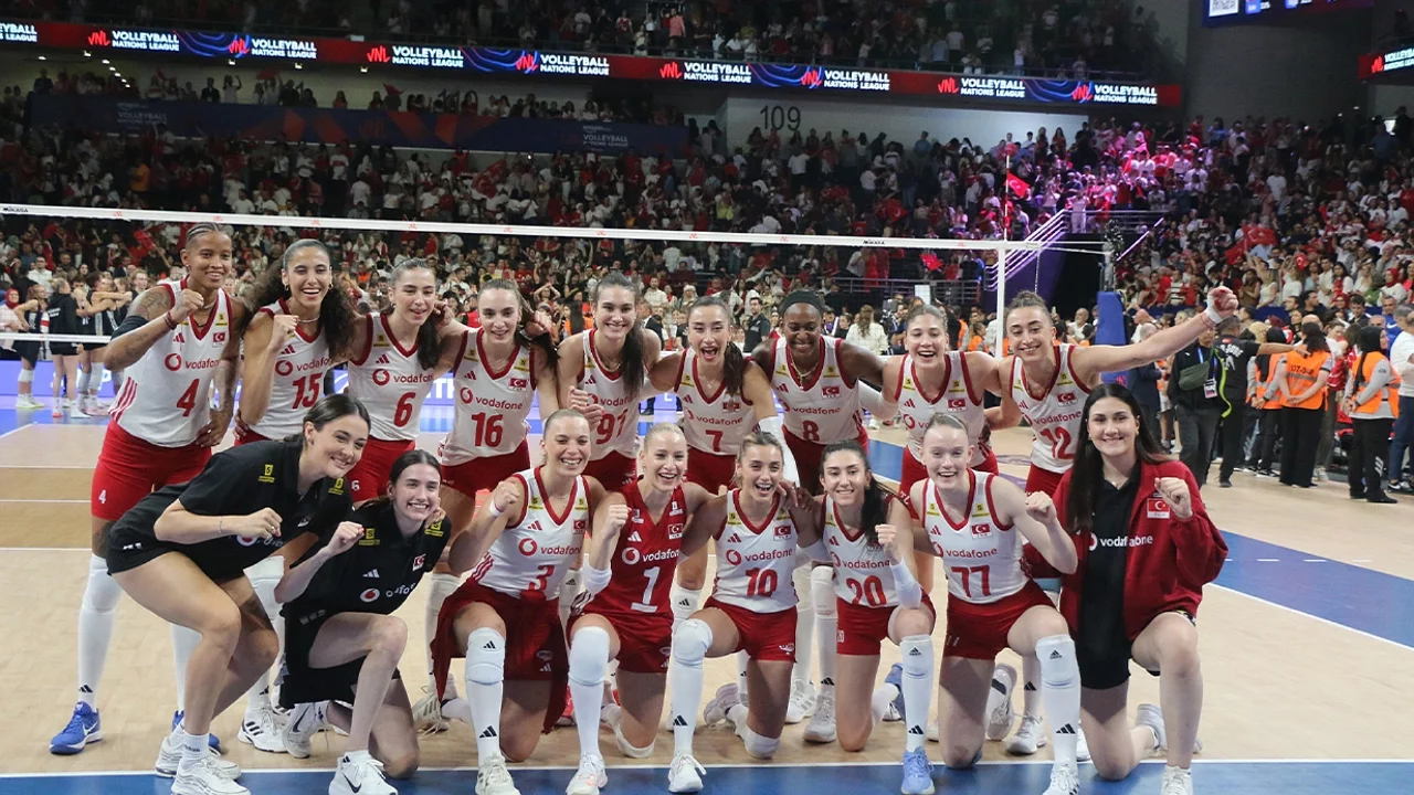 Filenin Sultanları'ndan nefes kesen geri dönüş: Almanya'yı 3-2 yendi