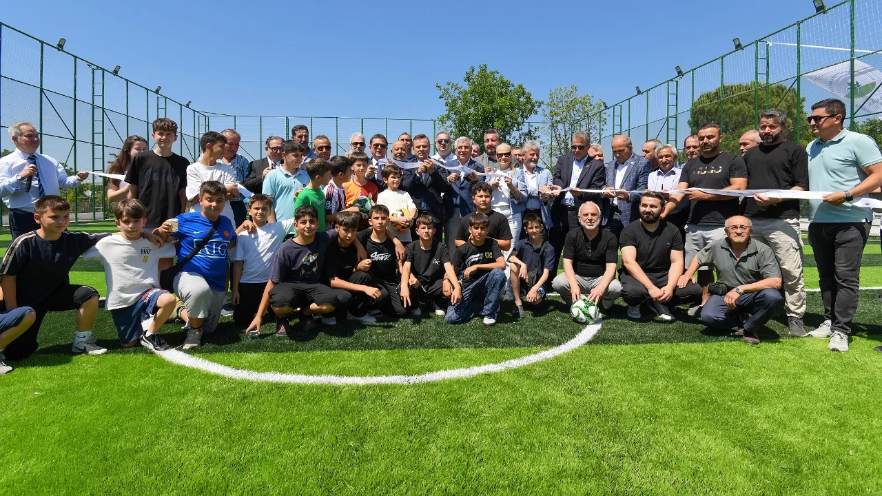 Başkan Erkan Aydın Osmangazi'yi Spor Tesisleriyle Donatıyor