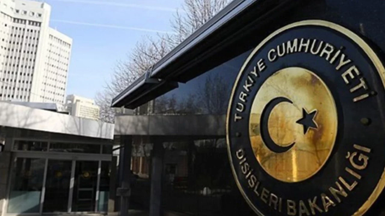 Dışişleri Bakanlığı'ndan Karadeniz'de Türk sahipli kuru yük gemisine yapılan saldırı hakkında açıklama