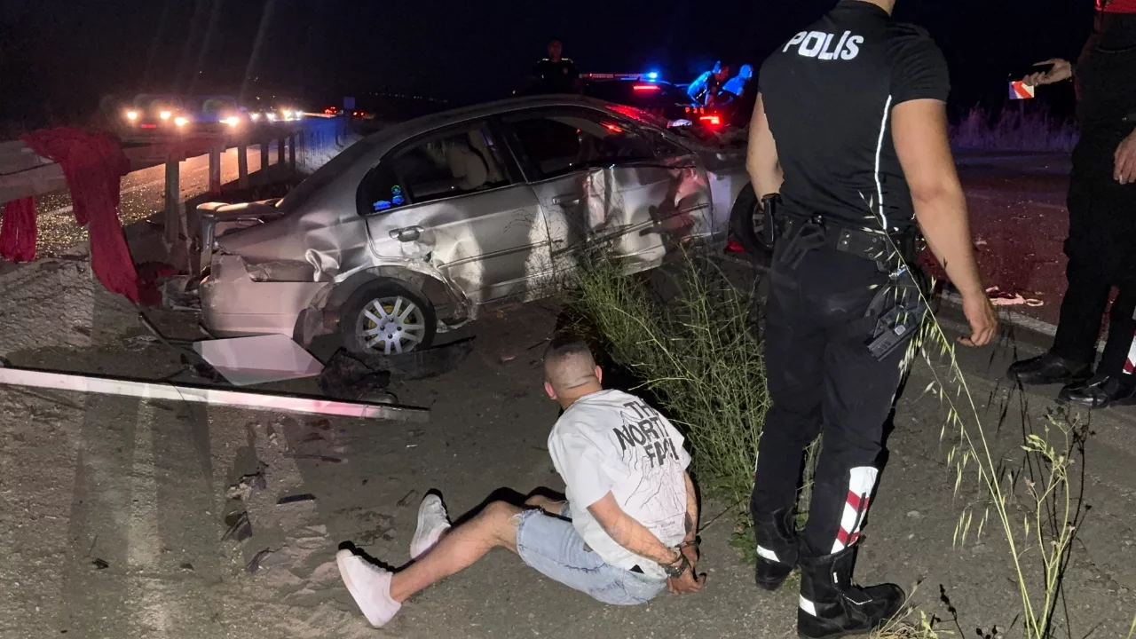 Bursa'da 100 kilometrelik kovalamaca: Bariyerlere çarparak yakalandı