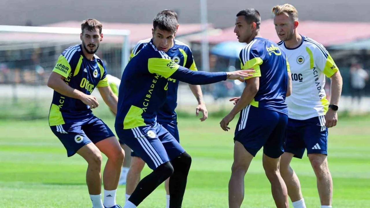 Fenerbahçe, Topuk Yaylası Kampını Tamamladı
