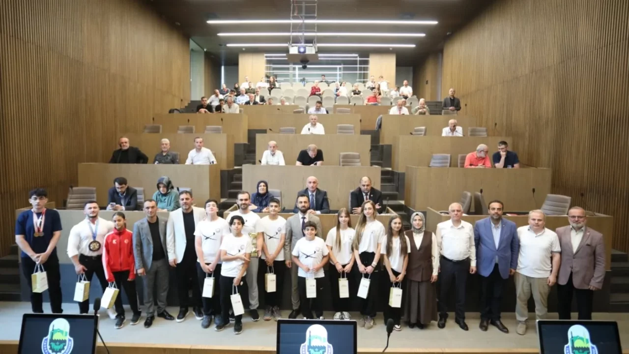 İnegöl Belediyesi Temmuz Ayı Meclis Toplantısı Yapıldı