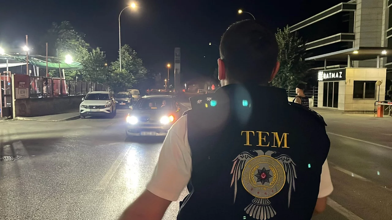 Bursa'da 'Huzur' Uygulaması: 14 Aranan Şahıs Yakalandı