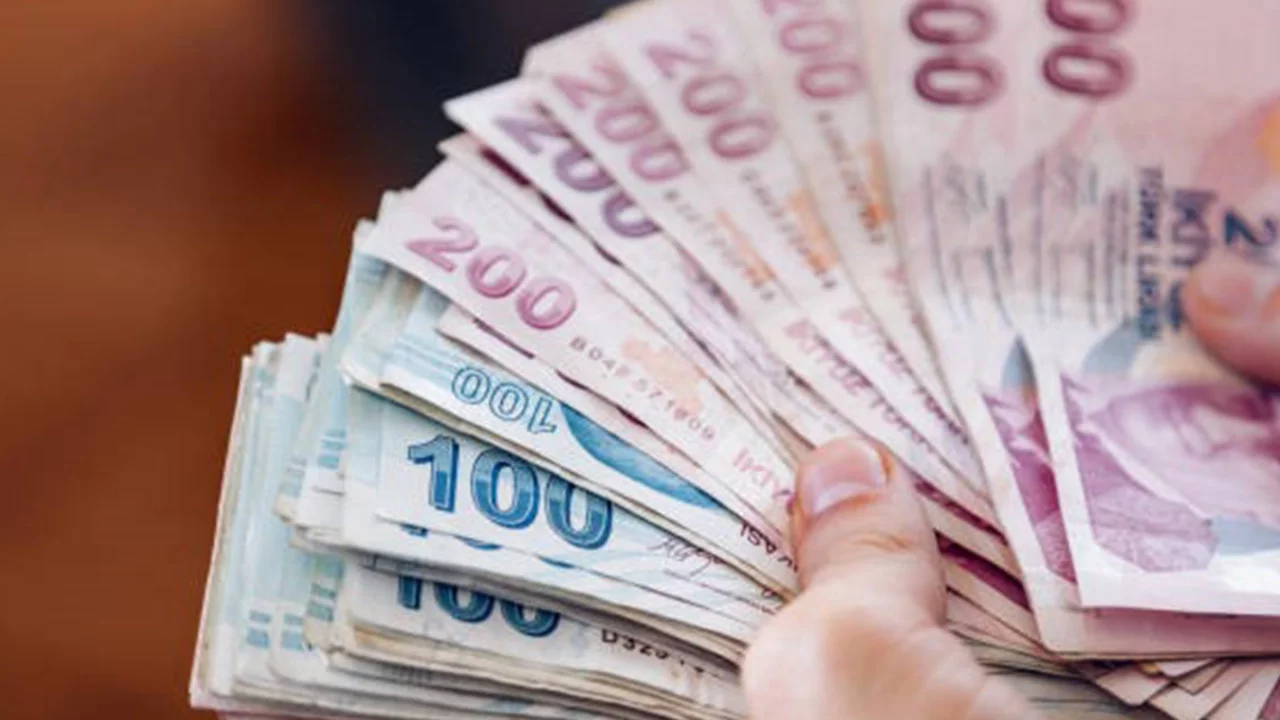 En düşük emekli maaşına zam teklifi TBMM'de