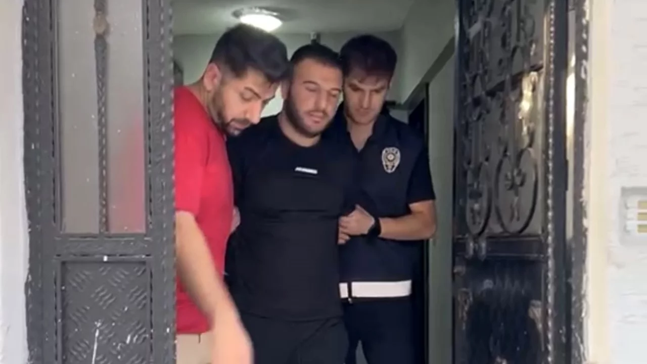 Bursa'da 50 yılı aşkın hapis cezasıyla aranan 3 firari yakalandı
