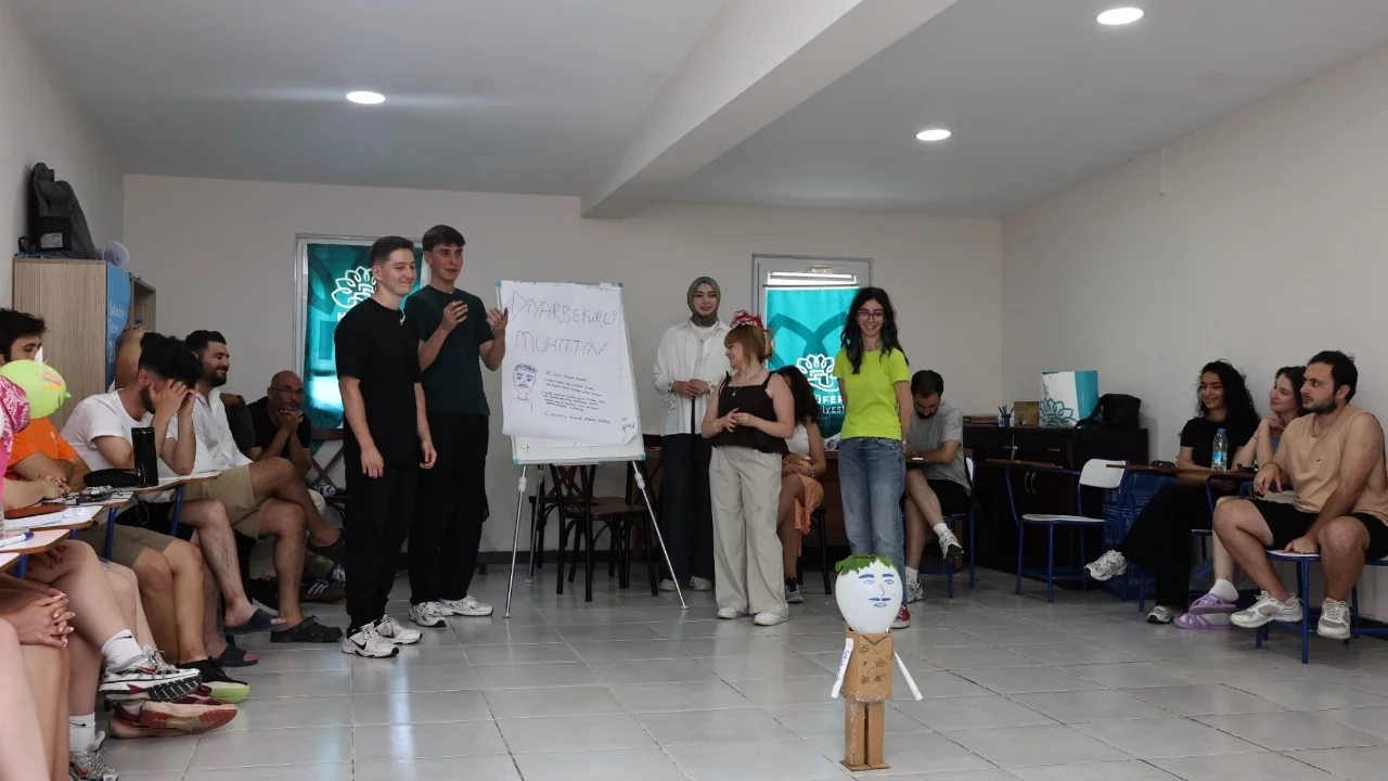 Gençler Fadıllı'da liderlik kampında buluştu
