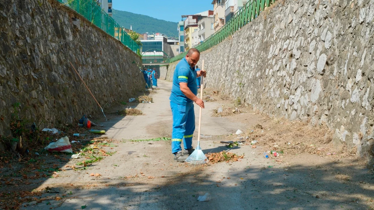 Selçukbey Kanalı'nda kapsamlı temizlik