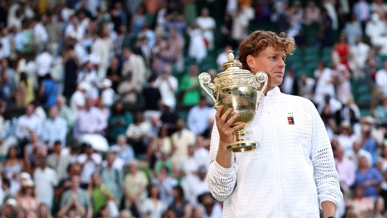 Jannik Sinner, Wimbledon'da üst üste ikinci kez şampiyon oldu