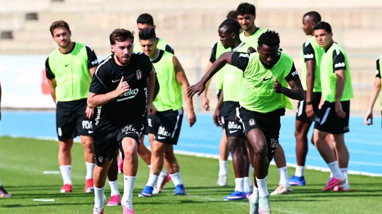 Beşiktaş, Slovakya kampında hazırlıklarını sürdürdü