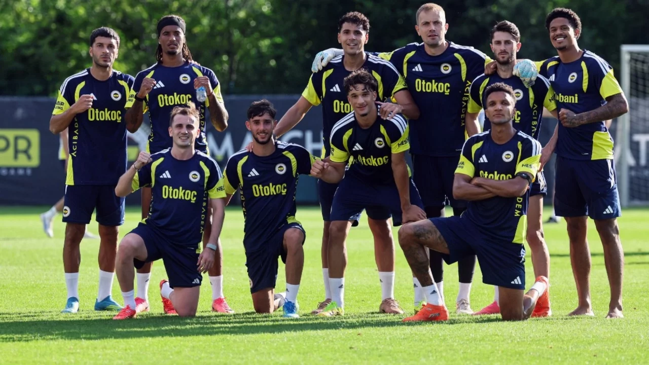 Fenerbahçe, Avusturya kampında çalışmalarını çift idmanla sürdürdü