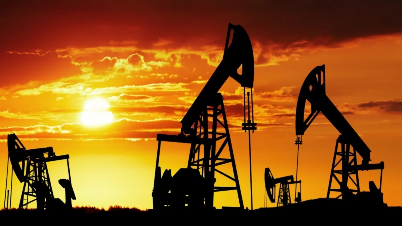 ABD-İran gerilimi petrol fiyatlarını yükseltti! Brent petrol 85 doları aştı