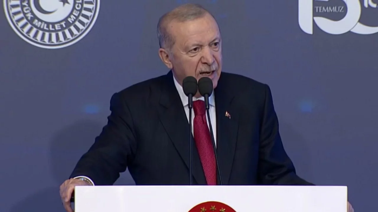 Erdoğan: 15 Temmuz'da Emperyalizmin Maşalarına Geçit Yok