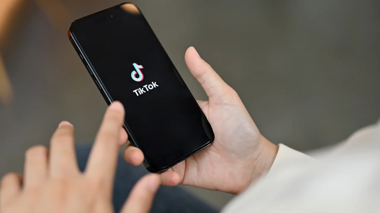 İngiltere'den TikTok'a çocuk güvenliği soruşturması başlatıldı