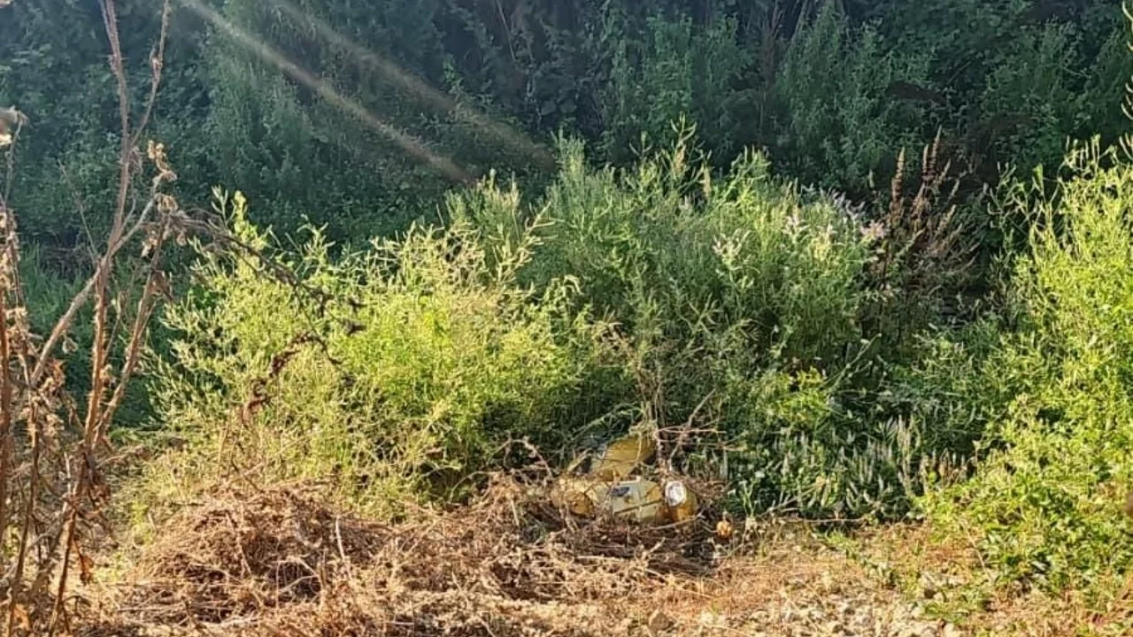 Bursa'da kontrolden çıkan motosikletli genç kadın kaza yaptı