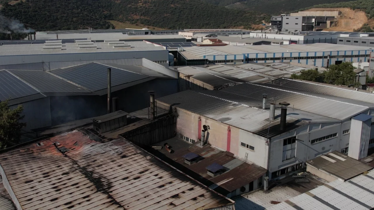 Bursa'da kumaş fabrikasında yangın paniği