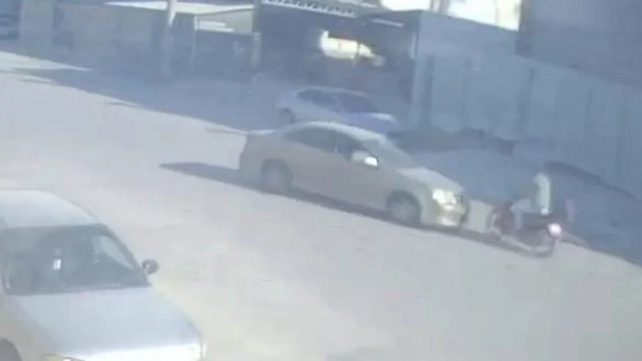 Bursa'da otomobil ile motosiklet çarpıştı: 1 yaralı
