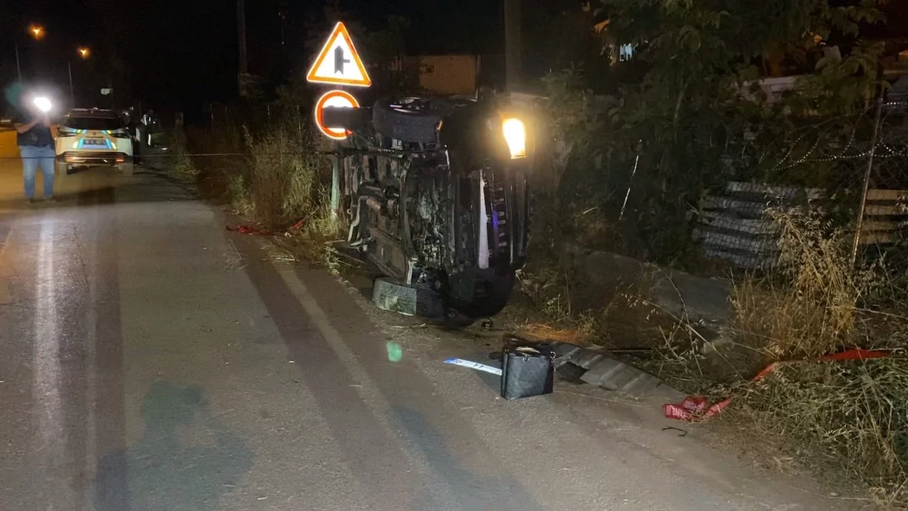 Bursa'da Kontrolden Çıkan Cip Takla Attı: 2 Yaralı