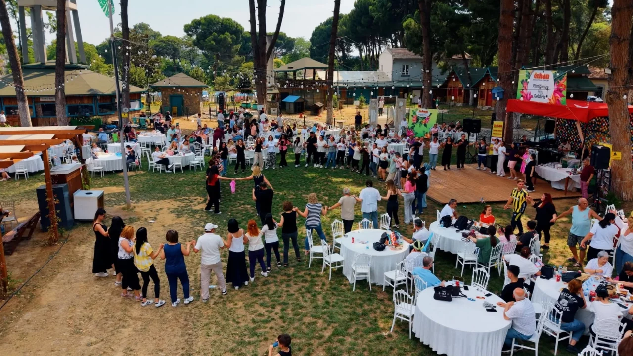 Özhan Ailesi Geleneksel Piknikte Buluştu