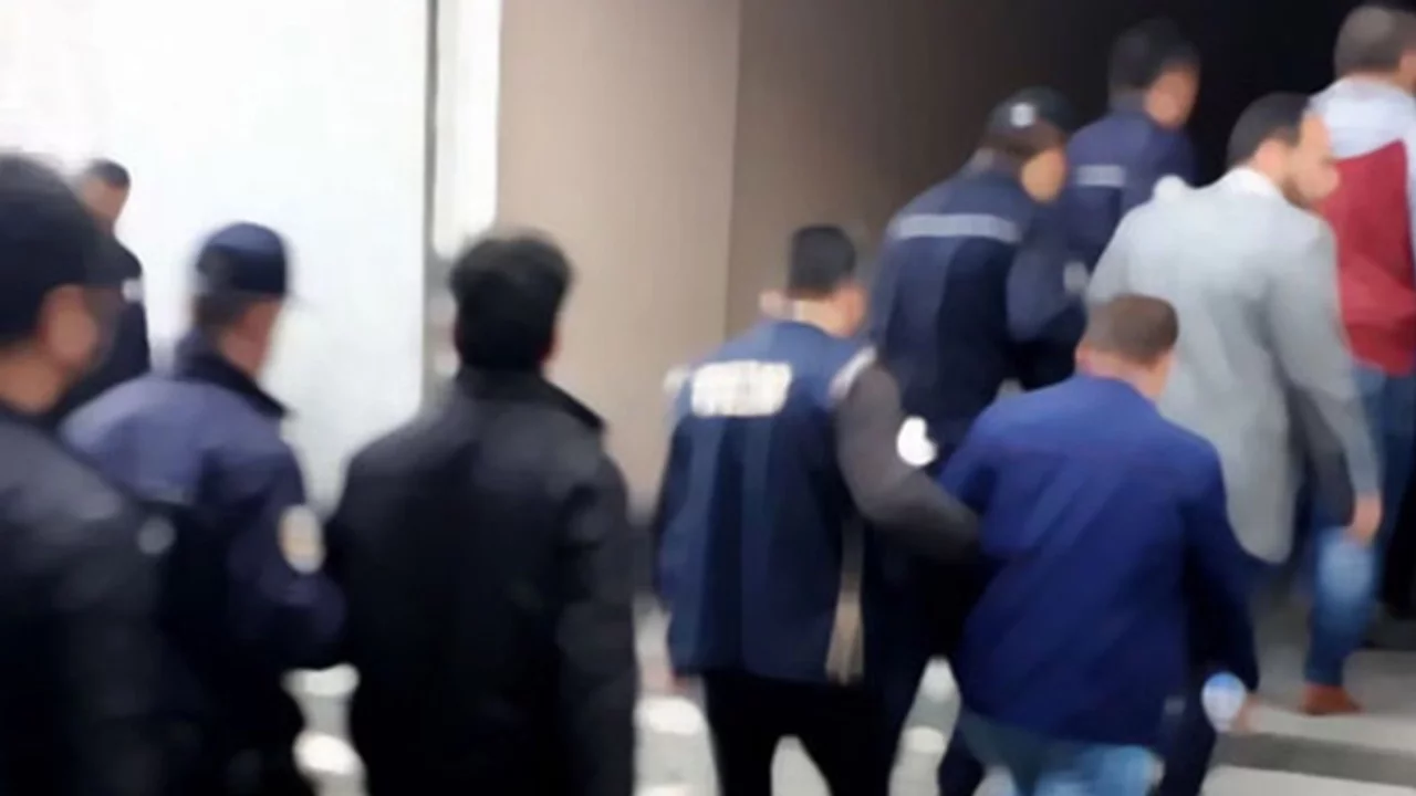 22 İlde FETÖ Operasyonu: 128 Şüpheli Yakalandı