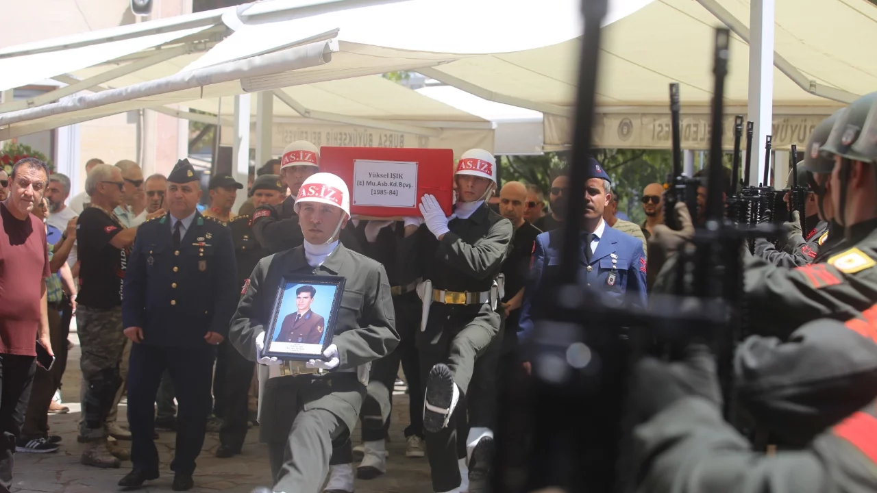 Cilo Dağı'nda hayatını kaybeden Bursalı dağcı son yolculuğuna uğurlandı