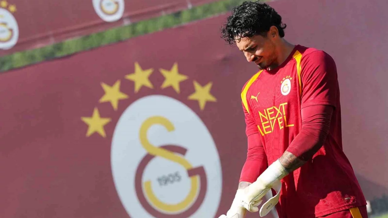 Galatasaray'da Yeni Sezon Hazırlıkları Çift Antrenmanla Devam Etti