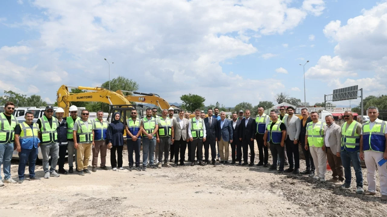 Başkan Vekili Biba, Mudanya Yolu'nda ulaşımı rahatlatacak projeleri inceledi