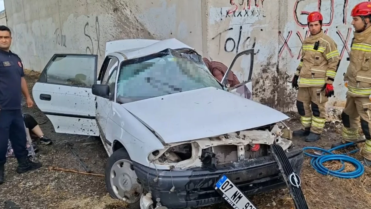 Bursa'da köprülü kavşakta feci kaza: 3 kişi yaşamını yitirdi
