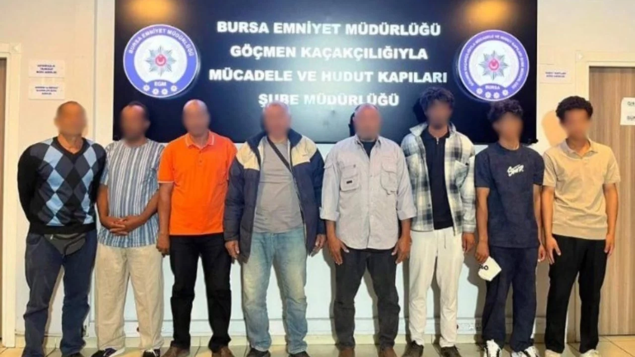 Bursa'da Düzensiz Göç Operasyonu: 38 Yabancı Uyruklu ve 6 Şüpheli Yakalandı