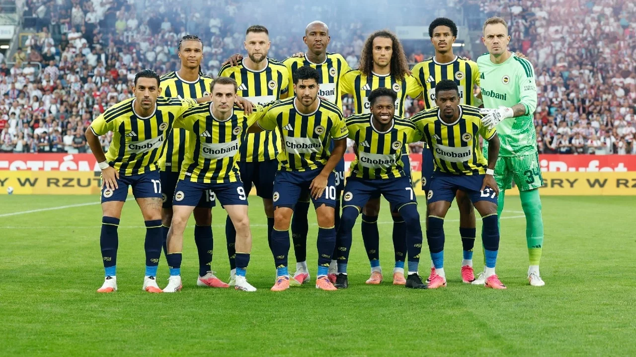 Fenerbahçe Beraberlikle Turladı, Rakibi Sturm Graz Oldu