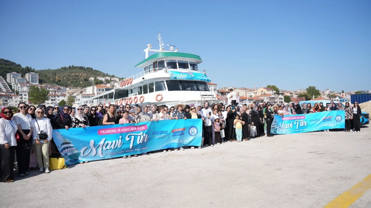 Yıldırımlı kadınlar, mavi turla buluşuyor