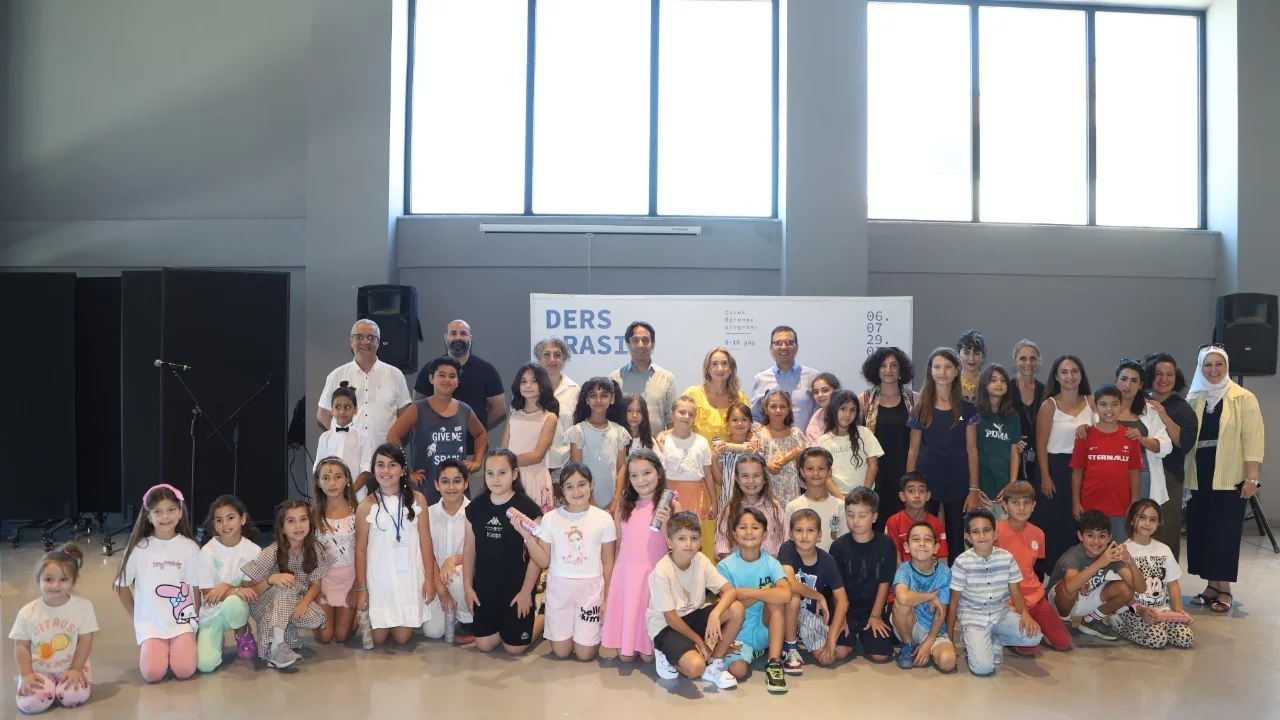 Nilüfer'de çocuklar 'Toprağın İzinde' sanatı ve doğayı keşfetti