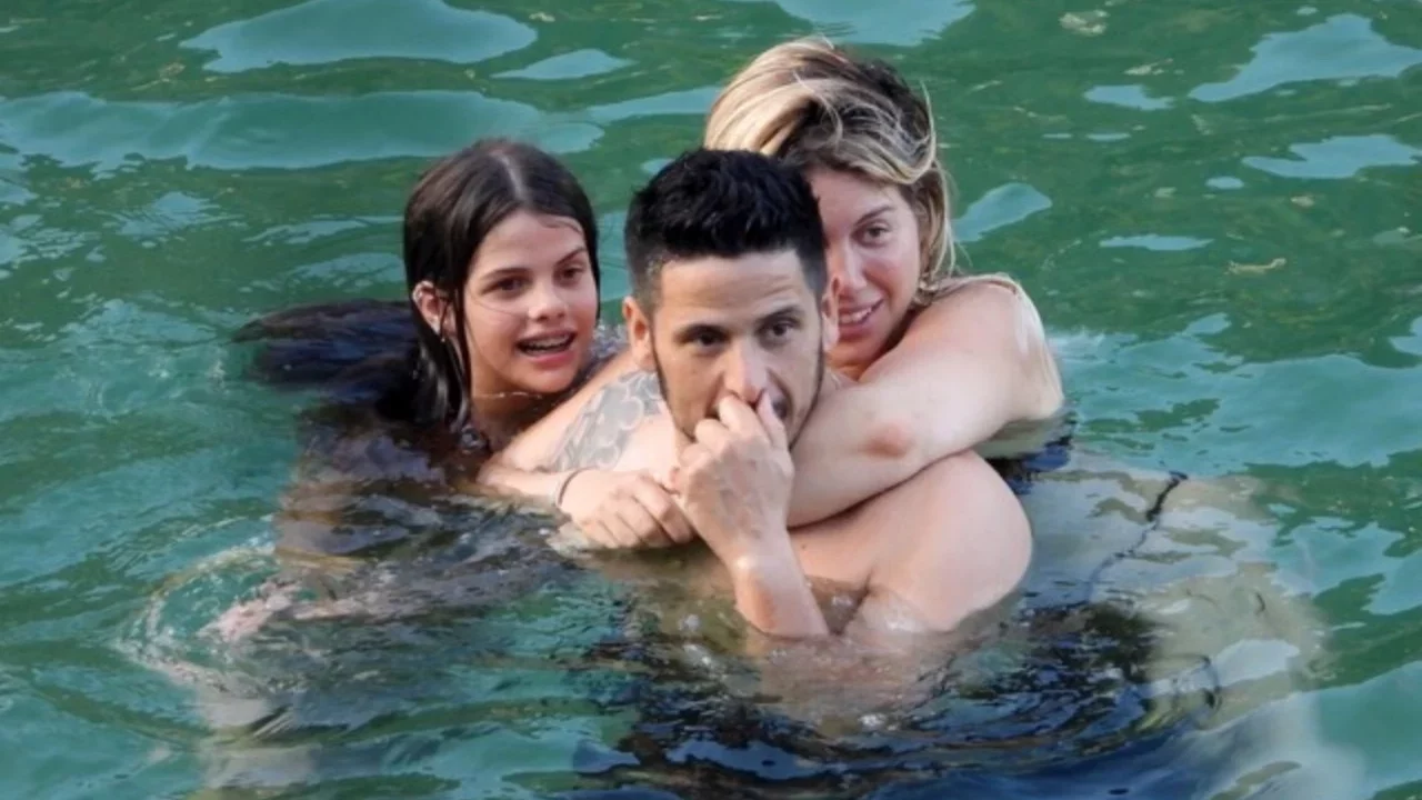 Wanda Nara sevgilisi ve çocuklarıyla İtalya'da objektiflere yansıdı