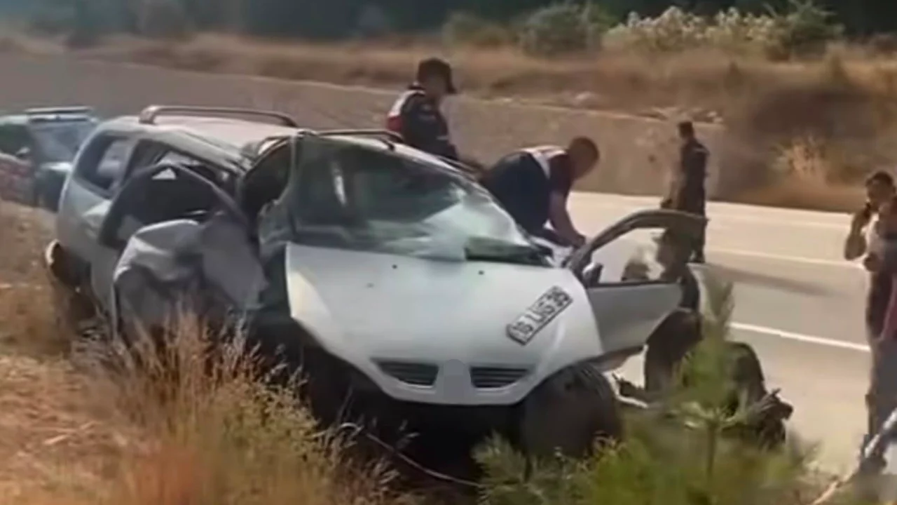 Bursa'da hastaneye giderken takla atan otomobilde karı koca öldü