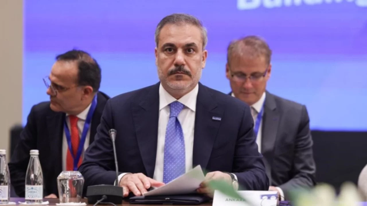 Hakan Fidan, Abbas Arakçi ile müzakere sürecini görüştü