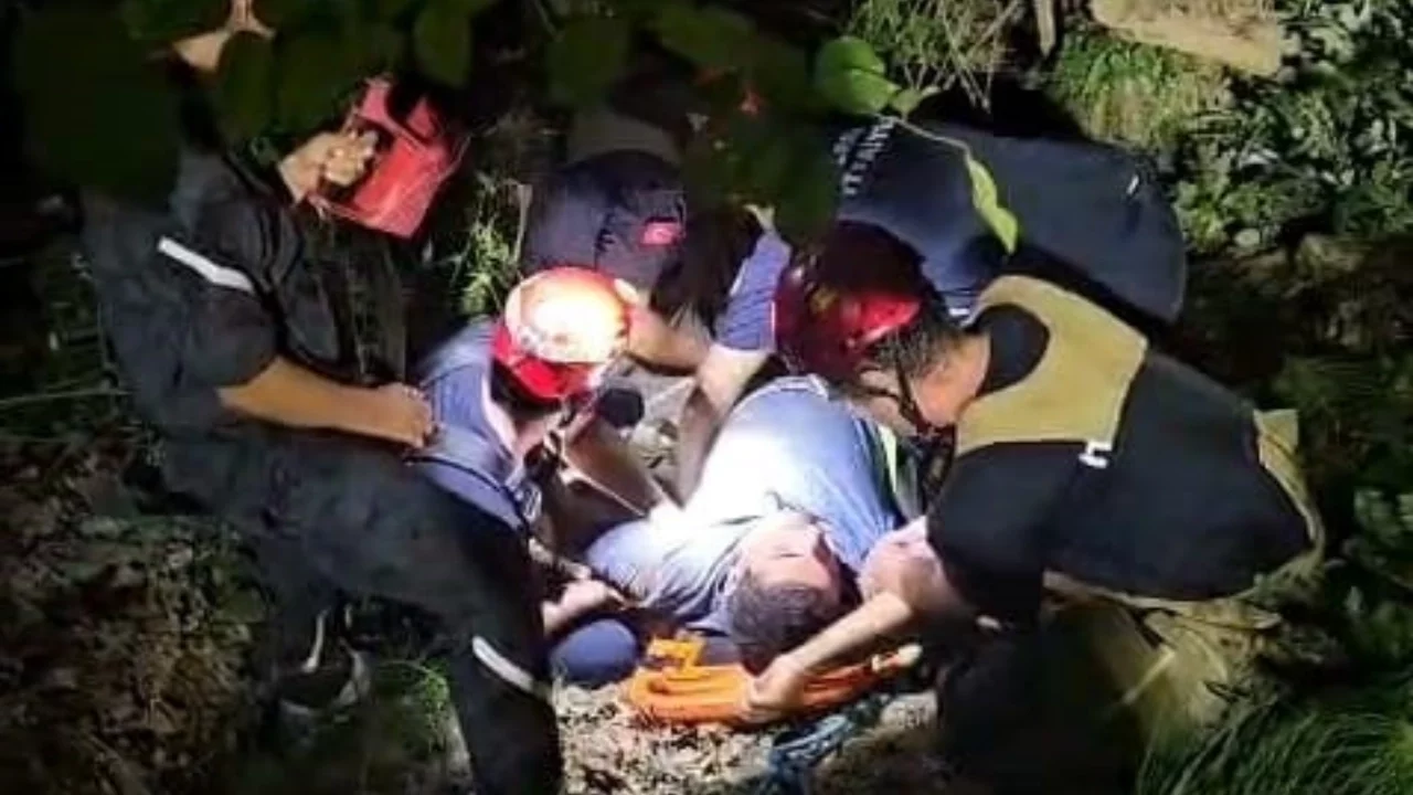 Bursa'da korkutan kaza! Elektrikli bisiklet uçuruma yuvarlandı: 3 çocuk yaralandı