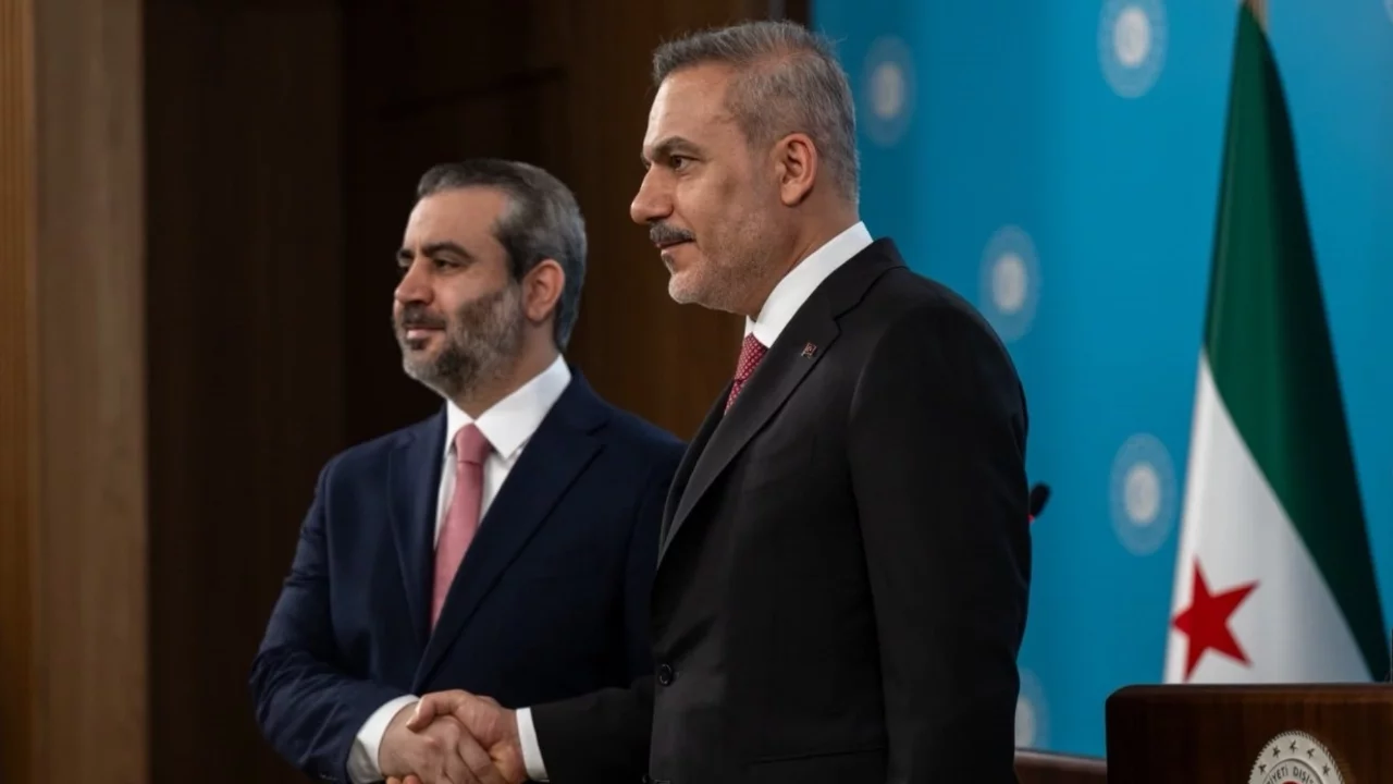 Hakan Fidan: Suriye'de tüm silahlı unsurlar meşru ulusal yapı altında birleşmeli