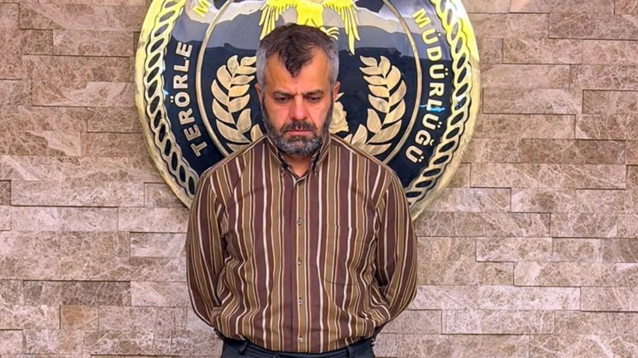 Cumhurbaşkanına suikast girişimi timindeki Burkay Karatepe'nin ablasına gözaltı