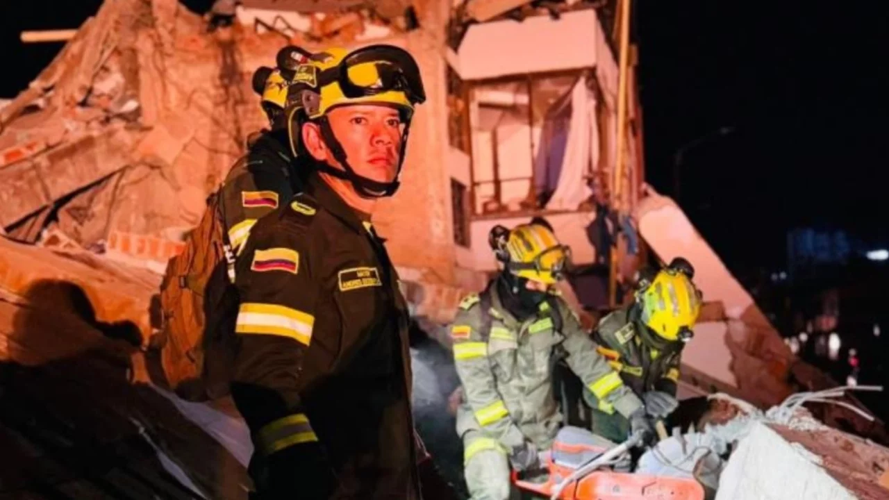 Kolombiya'daki 7.4'lük depremde can kaybı 181'e yükseldi