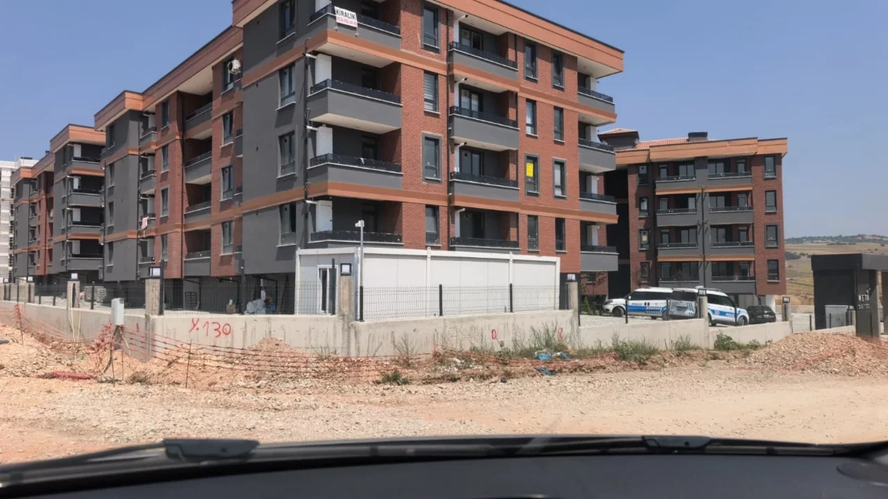 Bursa'da inşaat bekçisi konteynerde ölü bulundu